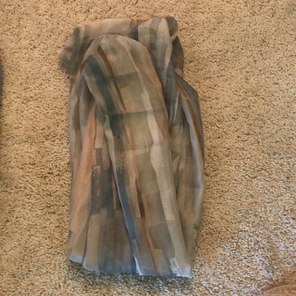 3 Infinity Scarves - Picture 5 of 5